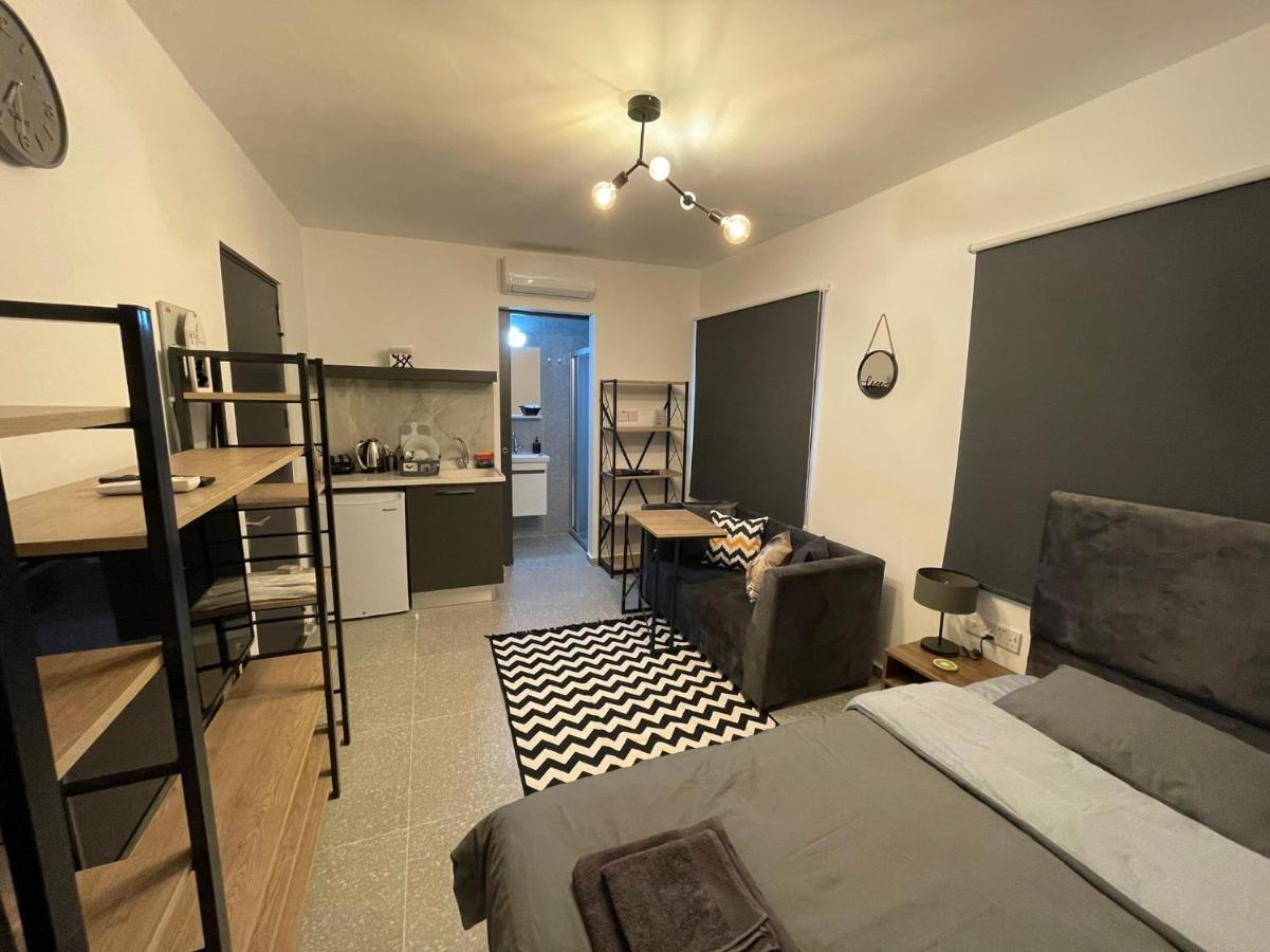 Mr. Studio In Ortakoy , North Nicosia + Wifi + Netflix Bagian luar foto